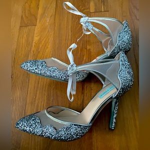 EVENING Blue by Betsey Johnson stilleto heel